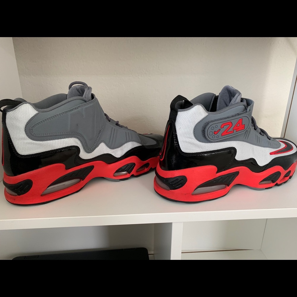 Nike Griffey